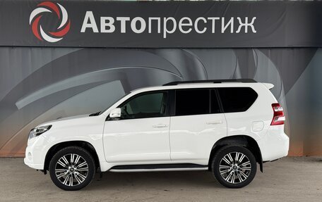 Toyota Land Cruiser Prado 150 рестайлинг 2, 2014 год, 3 320 000 рублей, 10 фотография