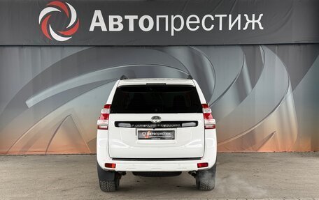 Toyota Land Cruiser Prado 150 рестайлинг 2, 2014 год, 3 320 000 рублей, 7 фотография