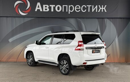Toyota Land Cruiser Prado 150 рестайлинг 2, 2014 год, 3 320 000 рублей, 8 фотография