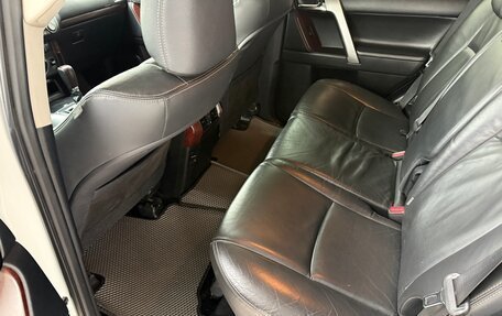 Toyota Land Cruiser Prado 150 рестайлинг 2, 2014 год, 3 320 000 рублей, 17 фотография