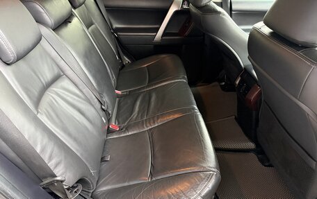 Toyota Land Cruiser Prado 150 рестайлинг 2, 2014 год, 3 320 000 рублей, 18 фотография