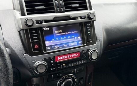 Toyota Land Cruiser Prado 150 рестайлинг 2, 2014 год, 3 320 000 рублей, 15 фотография