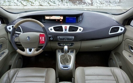 Renault Scenic III, 2009 год, 550 000 рублей, 14 фотография