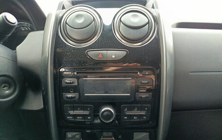 Renault Duster I рестайлинг, 2016 год, 800 000 рублей, 18 фотография