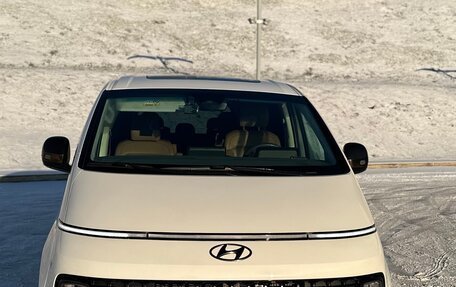 Hyundai Staria, 2021 год, 4 050 000 рублей, 1 фотография