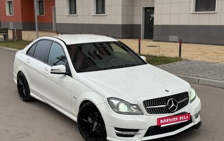 Mercedes-Benz C-Класс, 2011 год, 1 380 000 рублей, 5 фотография
