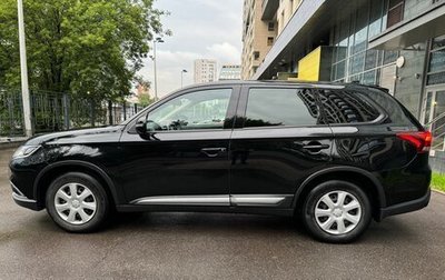 Mitsubishi Outlander III рестайлинг 3, 2017 год, 1 980 000 рублей, 1 фотография