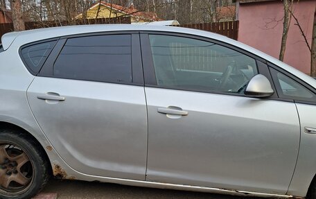 Opel Astra J, 2011 год, 550 000 рублей, 8 фотография