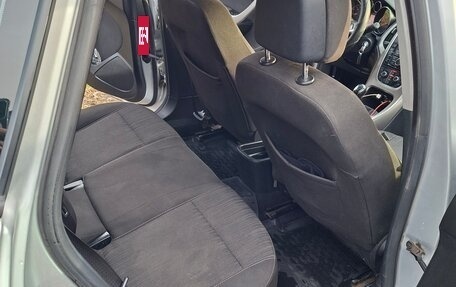 Opel Astra J, 2011 год, 550 000 рублей, 13 фотография