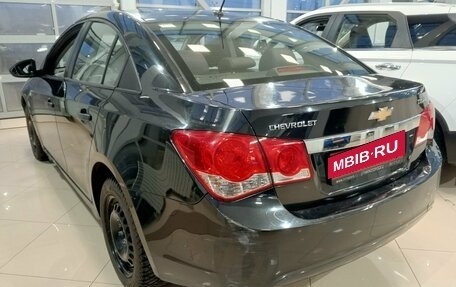 Chevrolet Cruze II, 2011 год, 699 000 рублей, 4 фотография