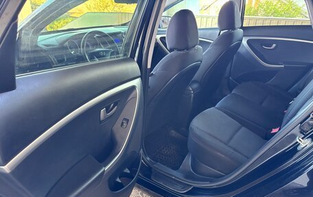 Hyundai i30 II рестайлинг, 2012 год, 890 000 рублей, 2 фотография