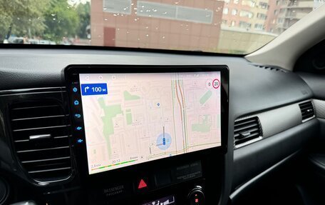 Mitsubishi Outlander III рестайлинг 3, 2017 год, 1 980 000 рублей, 22 фотография