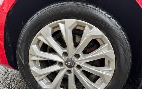 Audi A4, 2015 год, 1 990 000 рублей, 7 фотография