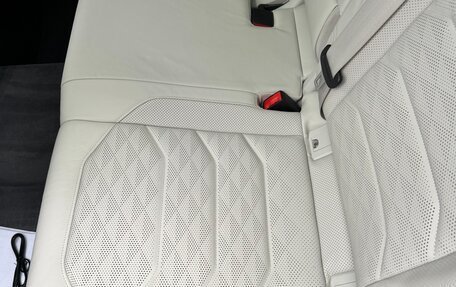 Volkswagen Touareg III, 2019 год, 7 800 000 рублей, 18 фотография