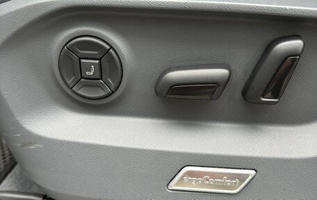 Volkswagen Touareg III, 2019 год, 7 800 000 рублей, 14 фотография