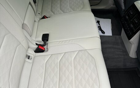 Volkswagen Touareg III, 2019 год, 7 800 000 рублей, 23 фотография