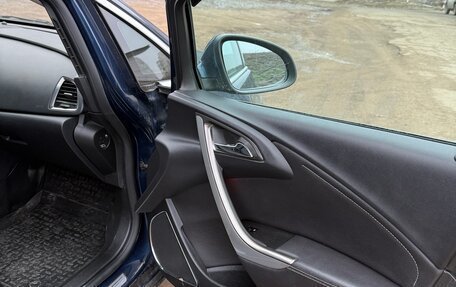 Opel Astra J, 2011 год, 585 000 рублей, 11 фотография