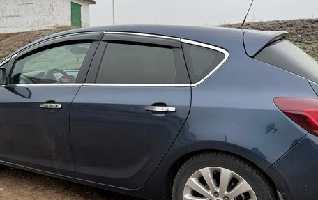 Opel Astra J, 2011 год, 585 000 рублей, 6 фотография