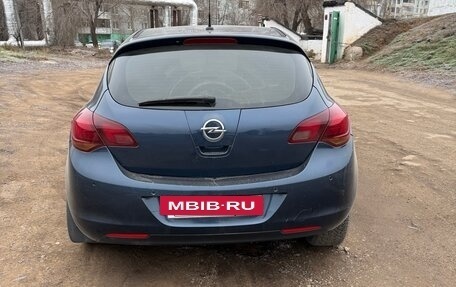 Opel Astra J, 2011 год, 585 000 рублей, 7 фотография