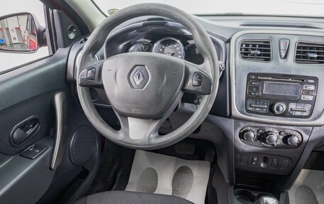 Renault Sandero II рестайлинг, 2015 год, 749 000 рублей, 16 фотография