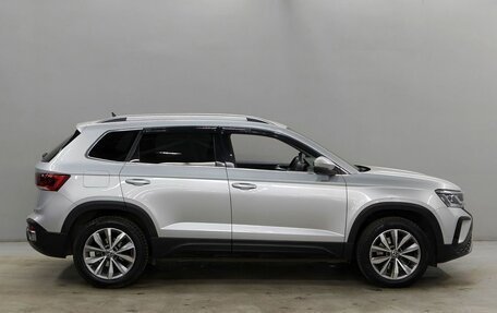 Volkswagen Taos, 2021 год, 2 745 000 рублей, 4 фотография