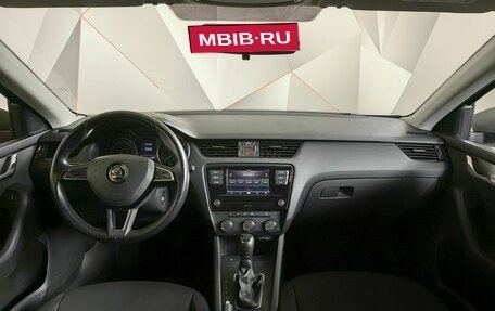 Skoda Octavia, 2019 год, 1 797 000 рублей, 11 фотография