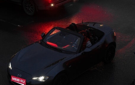 Mazda MX-5, 2019 год, 3 676 000 рублей, 22 фотография