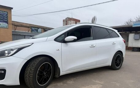 KIA cee'd III, 2015 год, 850 000 рублей, 2 фотография