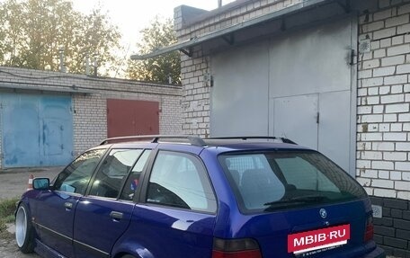 BMW 3 серия, 1998 год, 850 000 рублей, 2 фотография