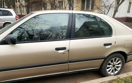 Nissan Primera II рестайлинг, 1991 год, 159 000 рублей, 2 фотография