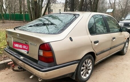 Nissan Primera II рестайлинг, 1991 год, 159 000 рублей, 5 фотография