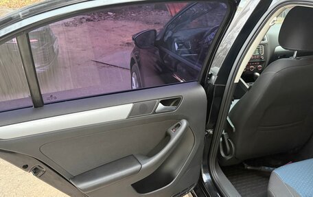 Volkswagen Jetta VI, 2013 год, 930 000 рублей, 11 фотография