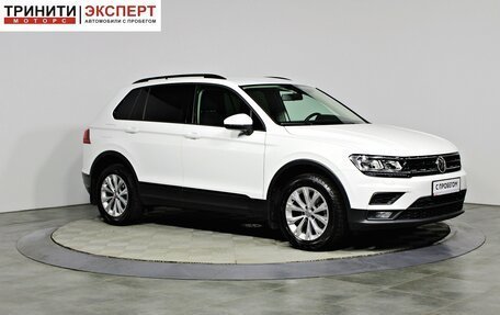 Volkswagen Tiguan II, 2019 год, 2 397 000 рублей, 3 фотография