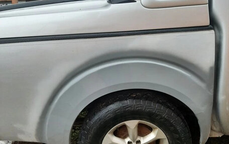 Nissan Navara (Frontier), 2010 год, 700 000 рублей, 4 фотография