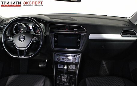 Volkswagen Tiguan II, 2019 год, 2 397 000 рублей, 11 фотография