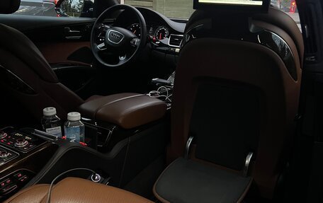 Audi A8, 2015 год, 2 700 000 рублей, 10 фотография