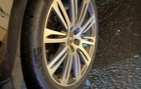 Audi A8, 2015 год, 2 700 000 рублей, 20 фотография