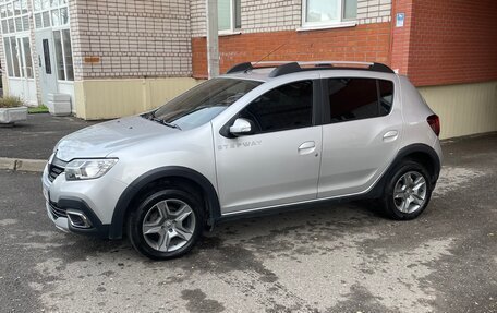 Renault Sandero II рестайлинг, 2019 год, 1 120 000 рублей, 3 фотография