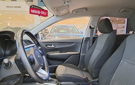 KIA Rio IV, 2018 год, 1 604 000 рублей, 20 фотография