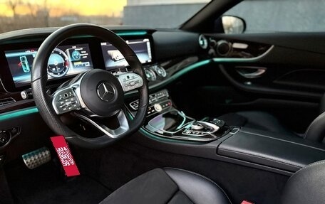 Mercedes-Benz E-Класс, 2018 год, 3 490 000 рублей, 14 фотография