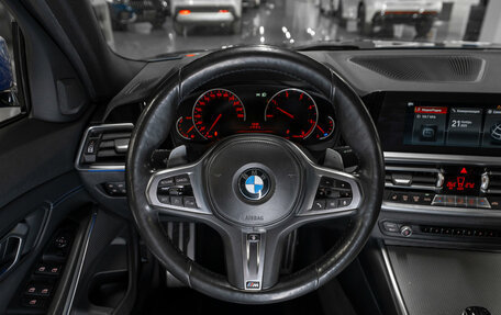 BMW 3 серия, 2019 год, 3 090 000 рублей, 10 фотография