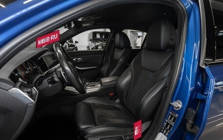 BMW 3 серия, 2019 год, 3 090 000 рублей, 9 фотография