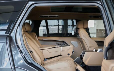 Land Rover Range Rover IV рестайлинг, 2025 год, 28 000 000 рублей, 12 фотография