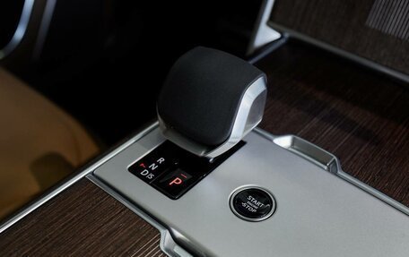 Land Rover Range Rover IV рестайлинг, 2025 год, 28 000 000 рублей, 22 фотография