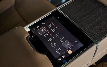 Land Rover Range Rover IV рестайлинг, 2025 год, 28 000 000 рублей, 18 фотография