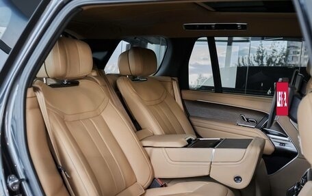 Land Rover Range Rover IV рестайлинг, 2025 год, 28 000 000 рублей, 15 фотография