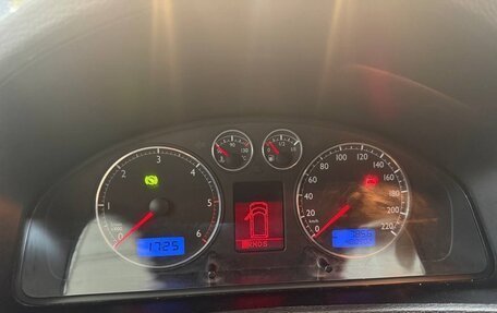 Volkswagen Multivan T5, 2005 год, 1 500 000 рублей, 5 фотография