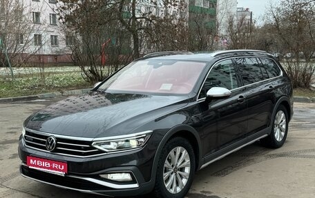 Volkswagen Passat B8 рестайлинг, 2020 год, 4 200 000 рублей, 1 фотография