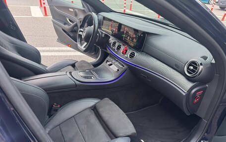 Mercedes-Benz E-Класс, 2020 год, 5 150 000 рублей, 15 фотография