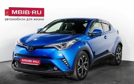 Toyota C-HR I рестайлинг, 2017 год, 1 815 000 рублей, 1 фотография